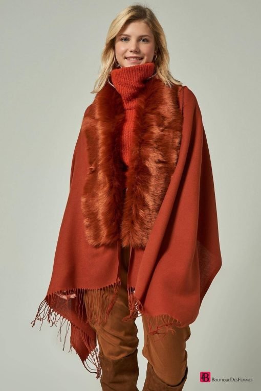 Amber Simple Fur Poncho - Boutique Des Femmes