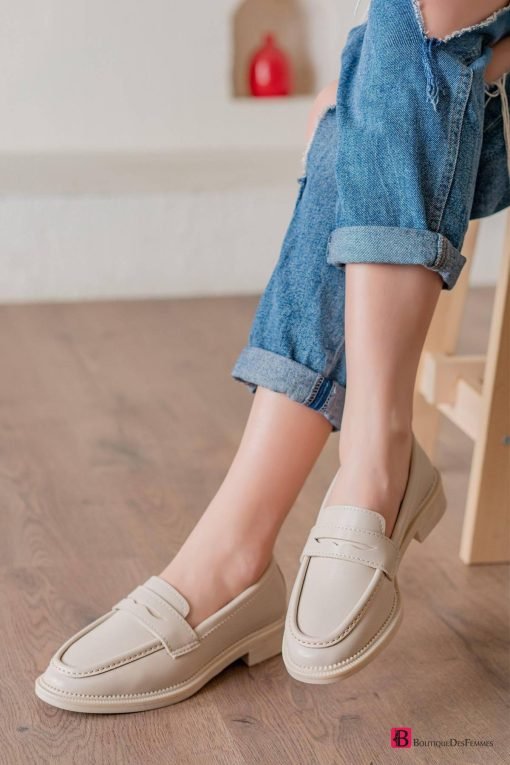 Beige Everyday Basic Loafer Shoes - Boutique Des Femmes