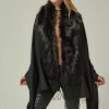 Black Simple Fur Poncho - Boutique Des Femmes