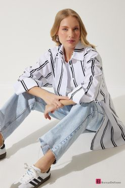 Black-White Striped Oversize Shirt - Boutique Des Femmes