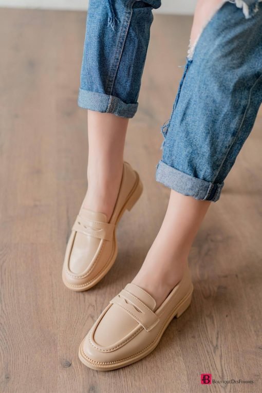 Nude Everyday Basic Loafer Shoes - Boutique Des Femmes