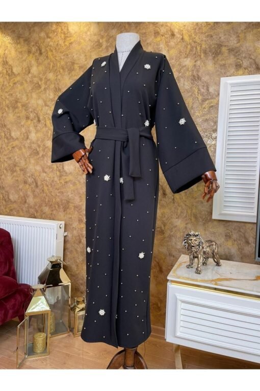 Black Seasonal Pearl Detailed Abaya