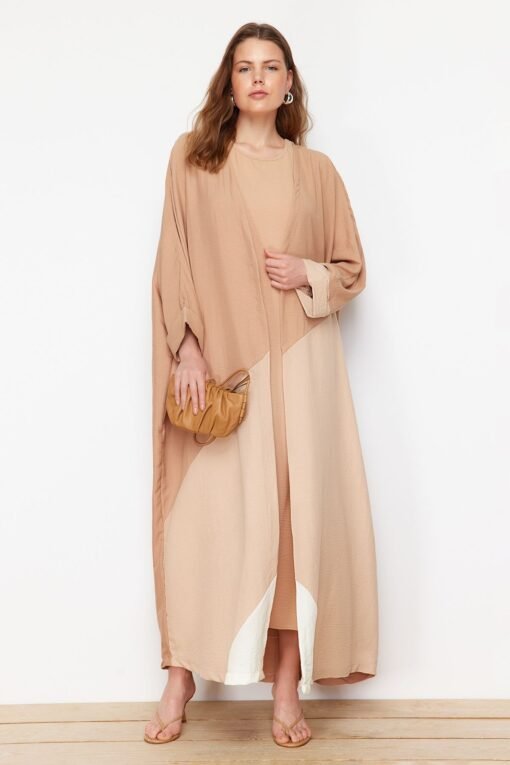 Camel Block Long Woven Abaya