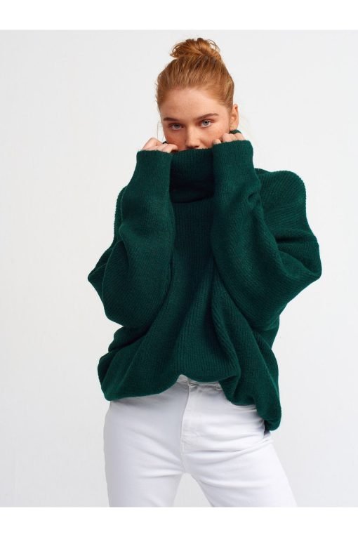 Oil Green Turtleneck Wide Sweater